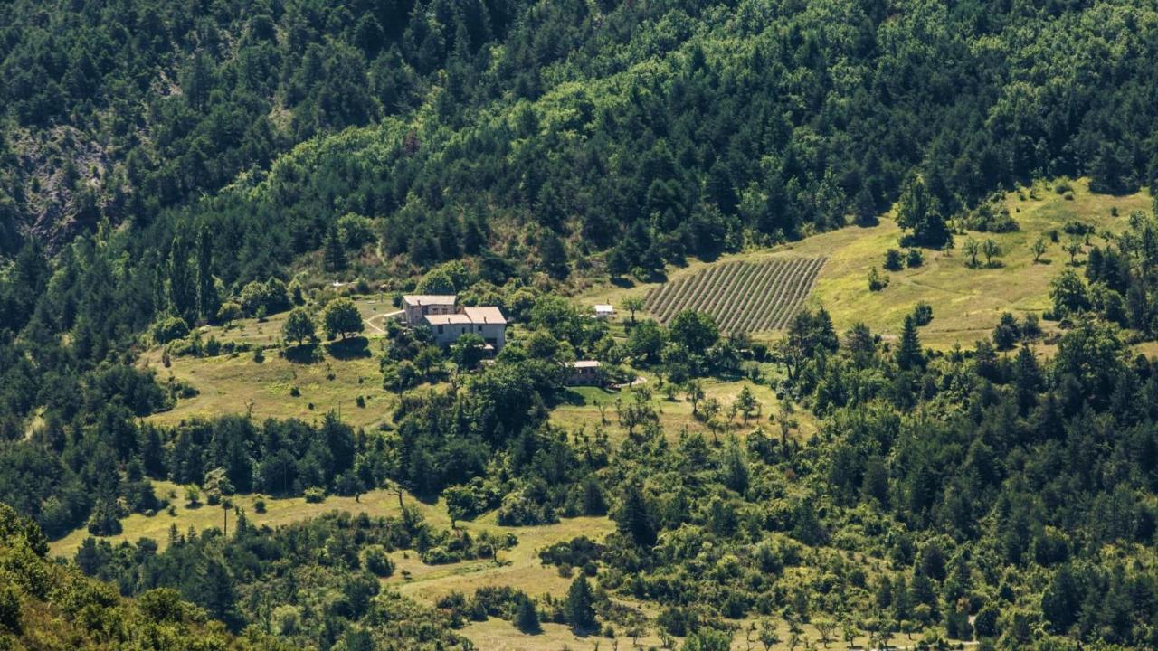 Rémuzat Entre Terre Et Ciel Bed & Breakfast エクステリア 写真